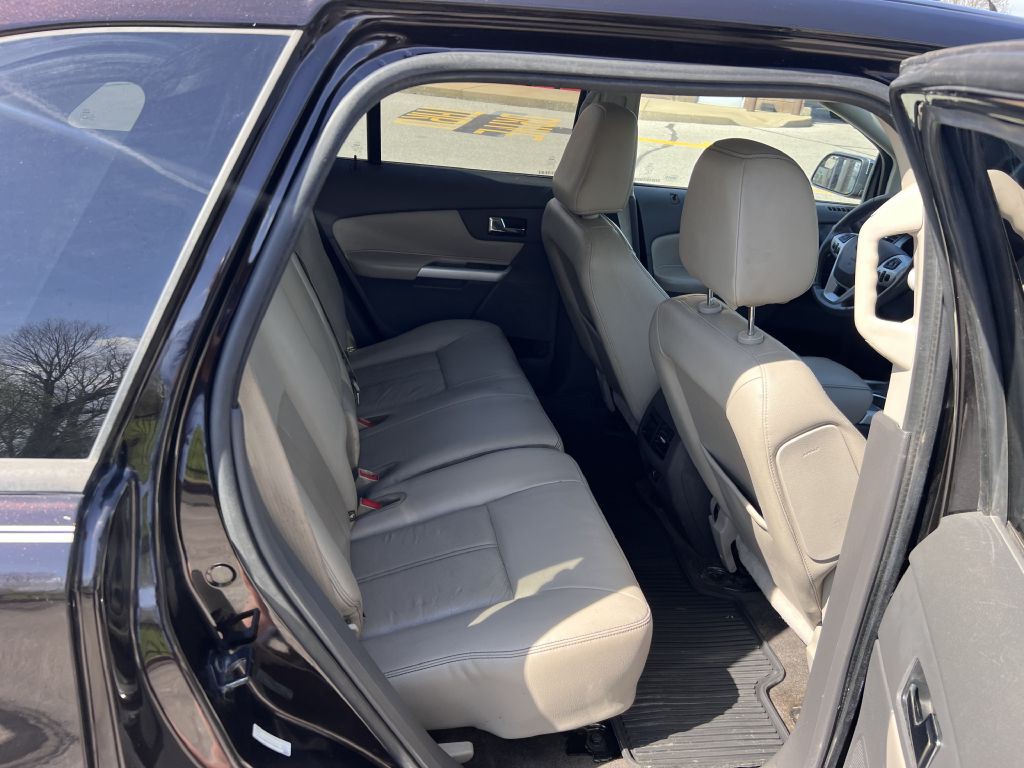 2014 Ford Edge Image 13