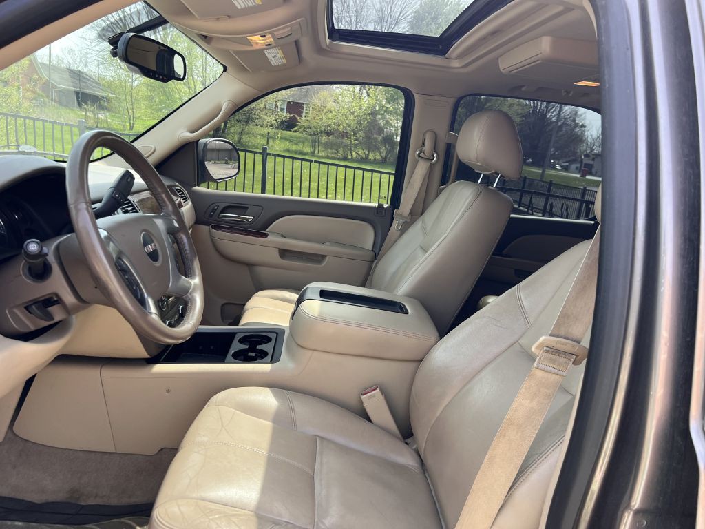 2014 GMC Yukon Image 9