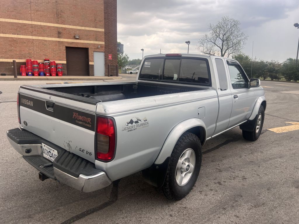 2000 Nissan Frontier Image 5