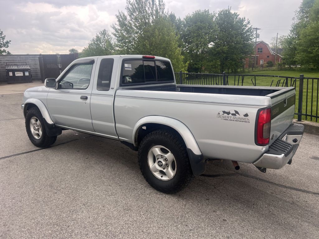2000 Nissan Frontier Image 7
