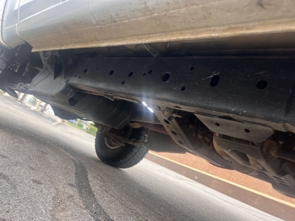 2000 Nissan Frontier Image 12