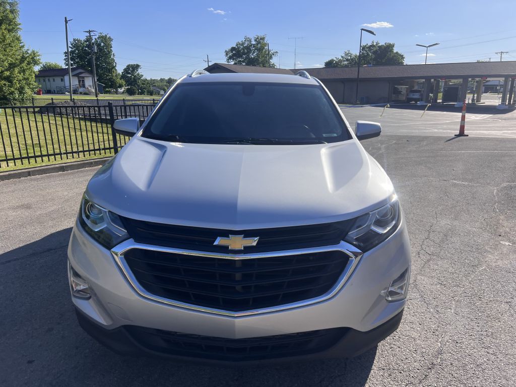 2018 Chevrolet Equinox Image 2