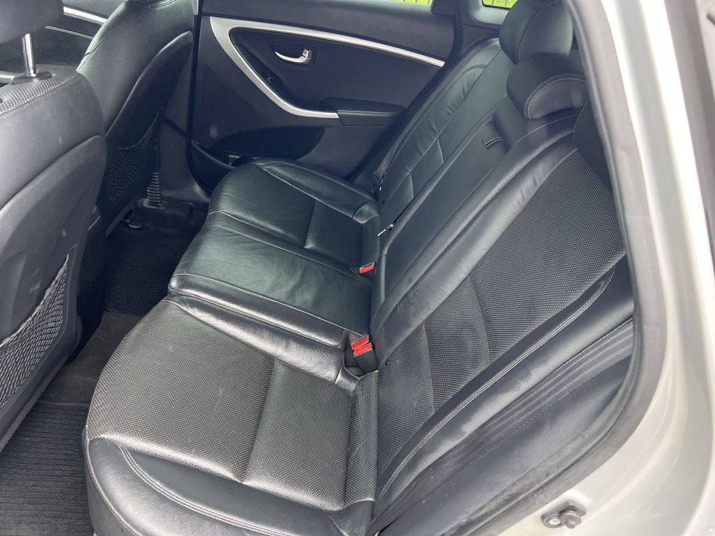 2014 Hyundai Elantra Image 10