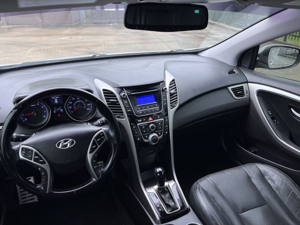 2014 Hyundai Elantra Image 11
