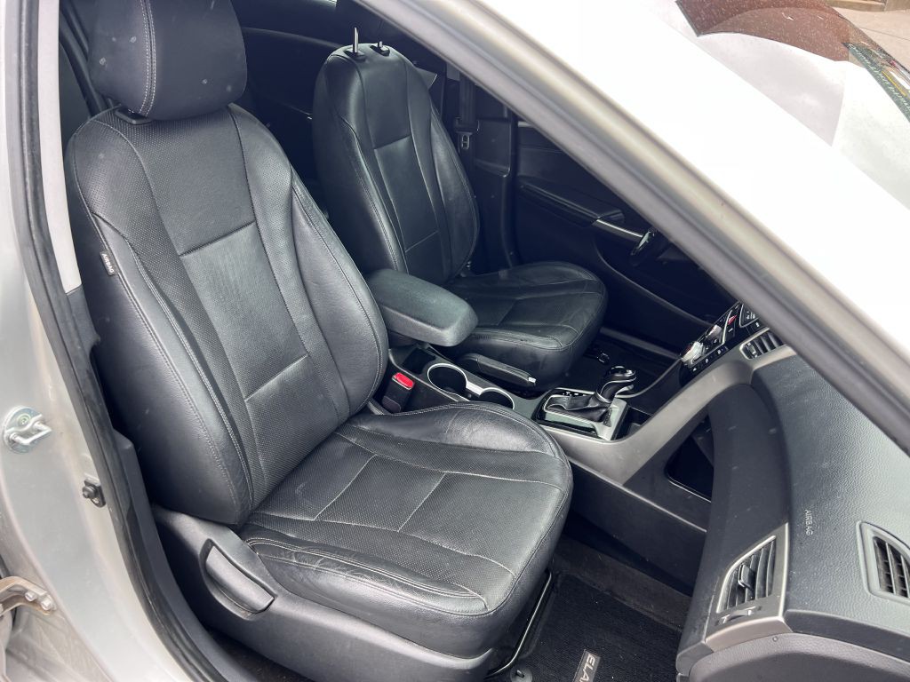 2014 Hyundai Elantra Image 14