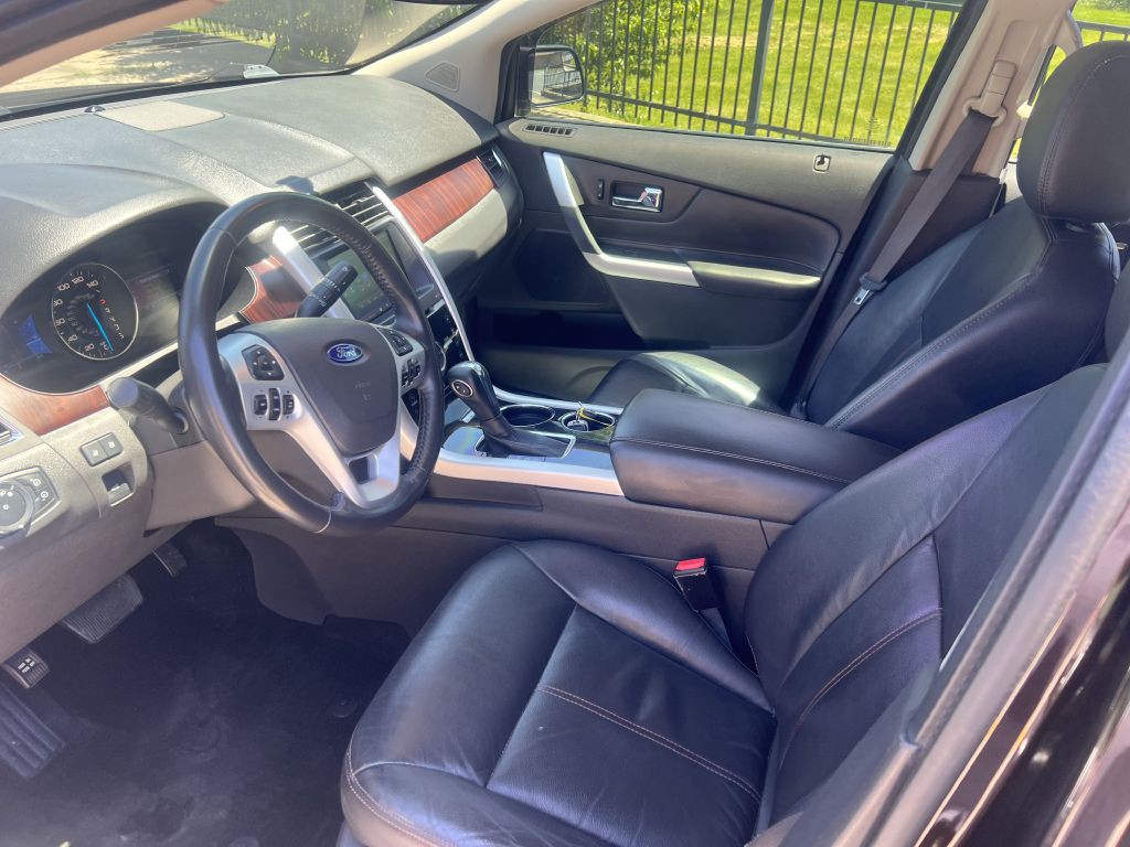 2013 Ford Edge Image 9