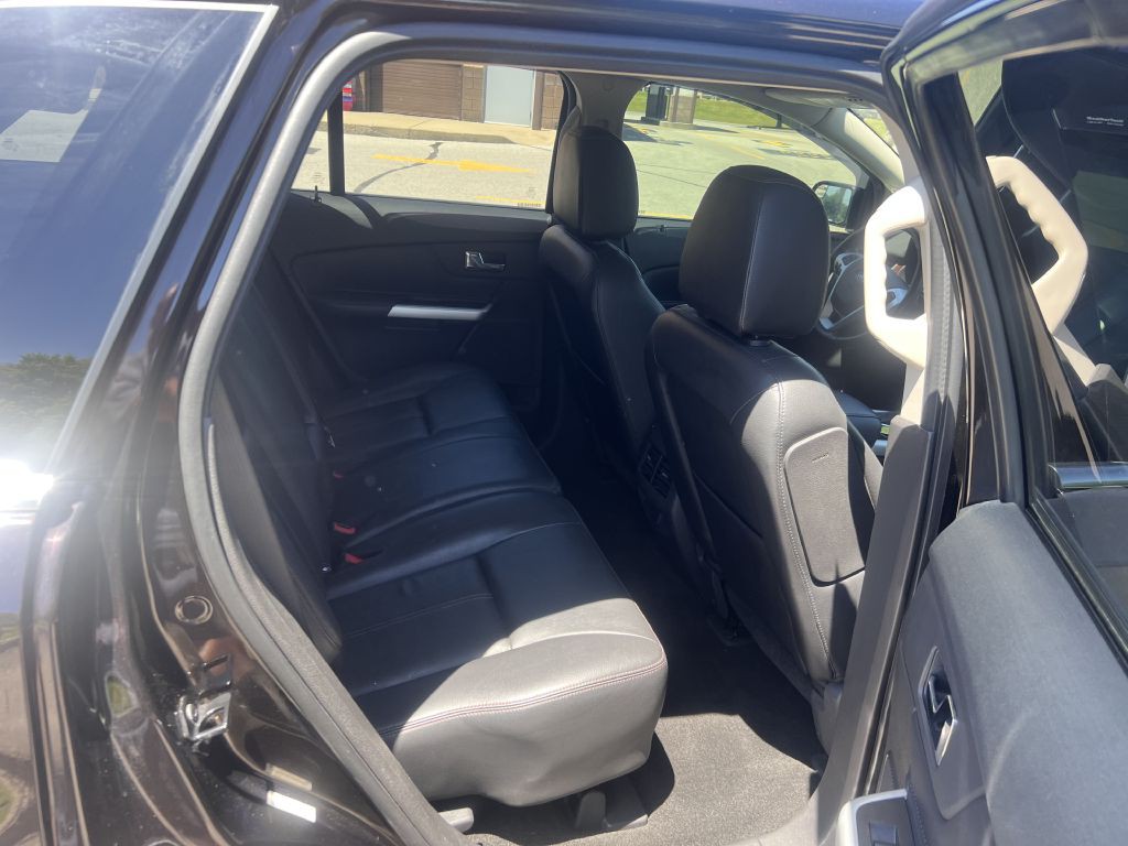 2013 Ford Edge Image 13