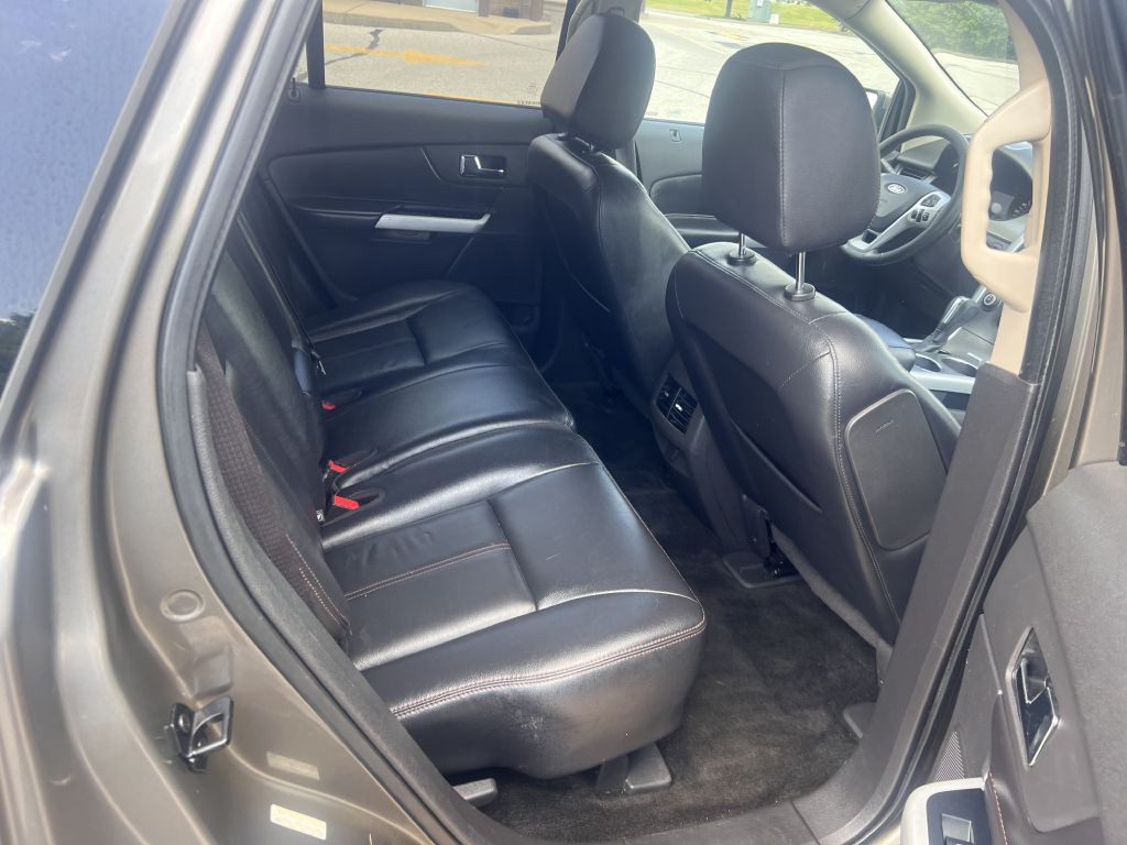 2013 Ford Edge Image 13