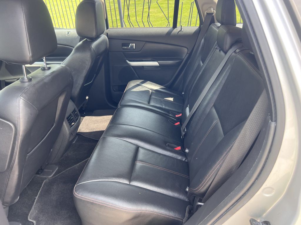 2013 Ford Edge Image 10