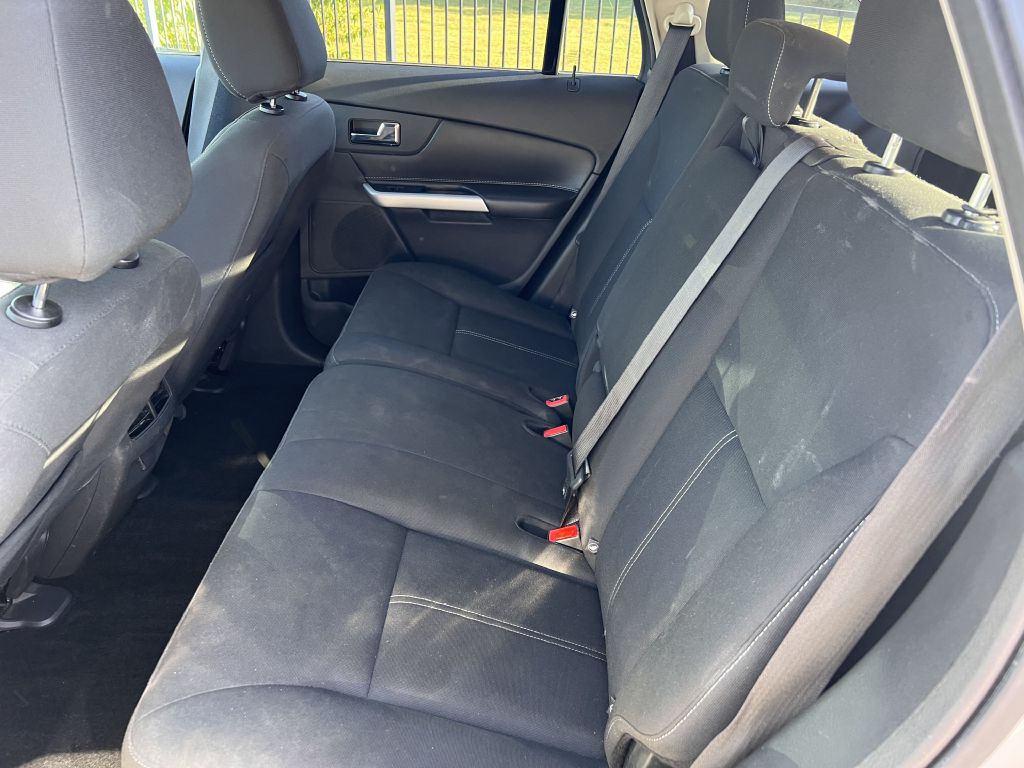 2014 Ford Edge Image 10