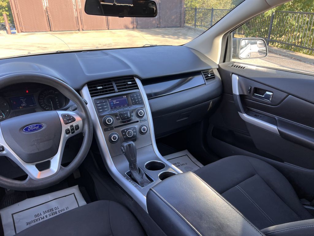 2014 Ford Edge Image 11