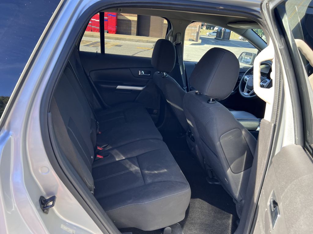 2014 Ford Edge Image 13