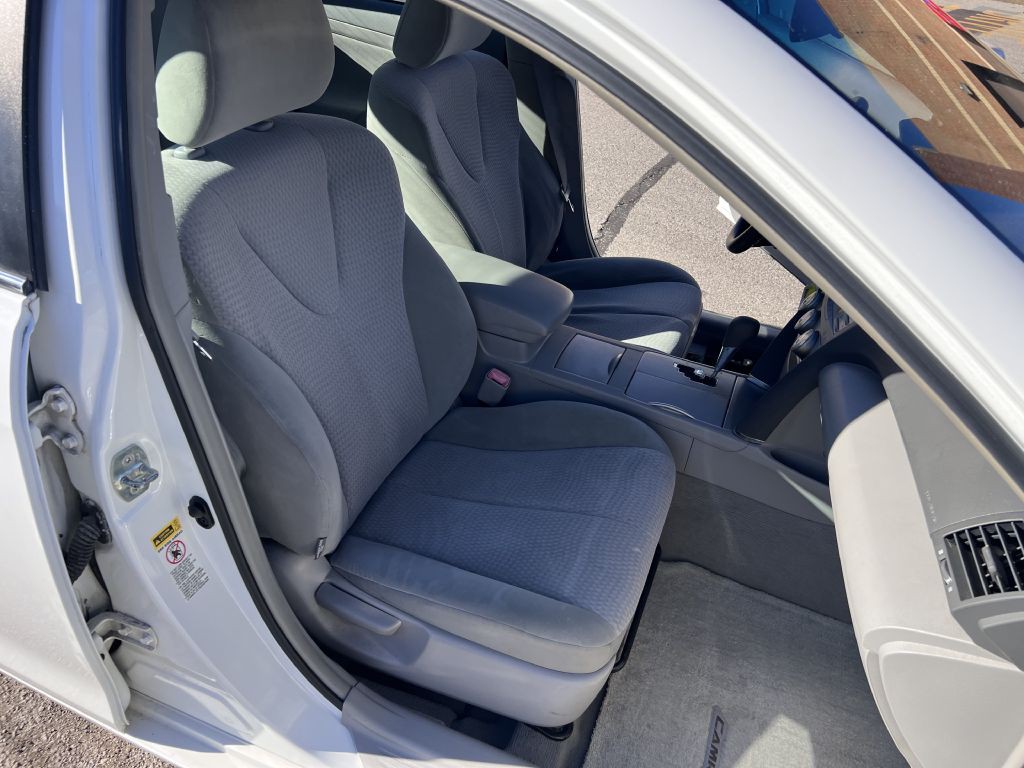 2010 Toyota Camry Image 13