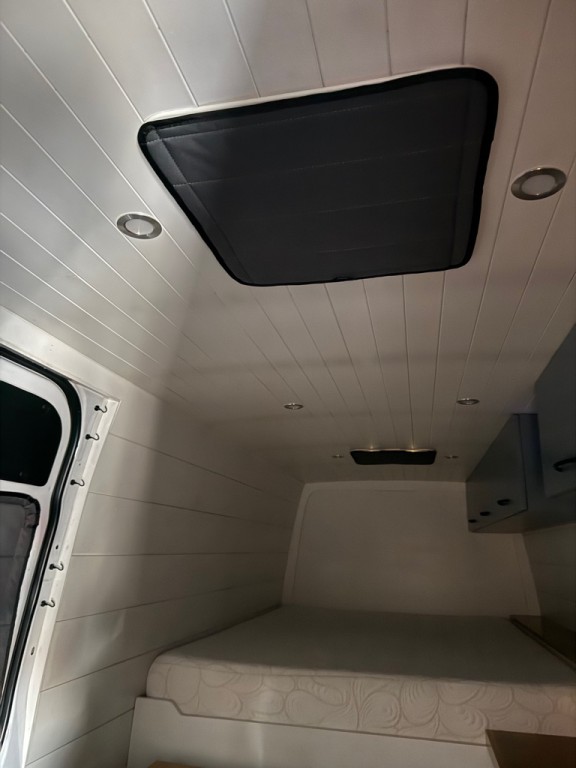 2019 Mercedes-Benz Sprinter Image 6