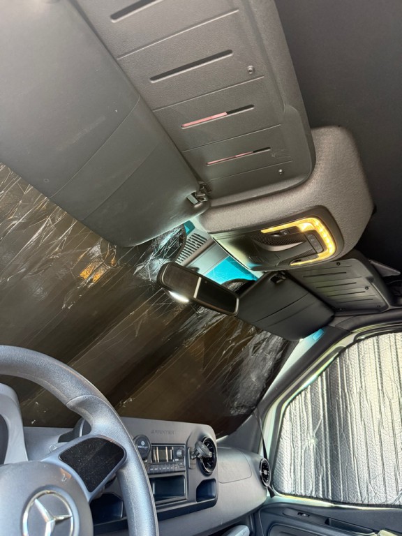 2019 Mercedes-Benz Sprinter Image 21