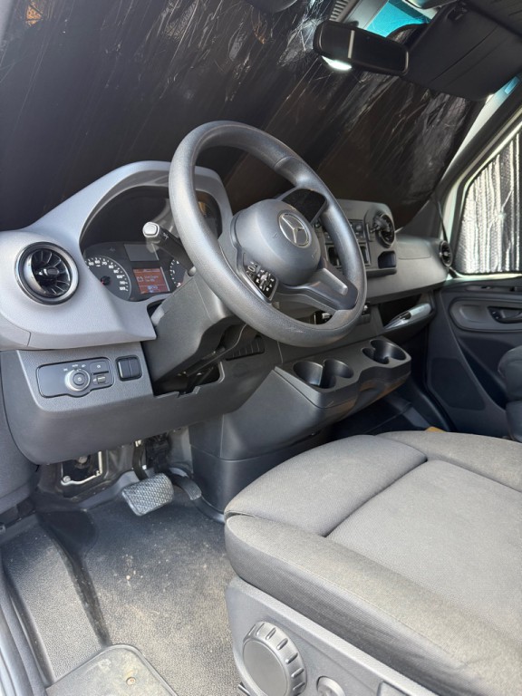 2019 Mercedes-Benz Sprinter Image 24