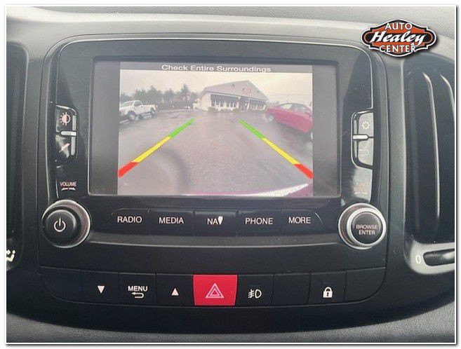 2015 FIAT 500L Image 13