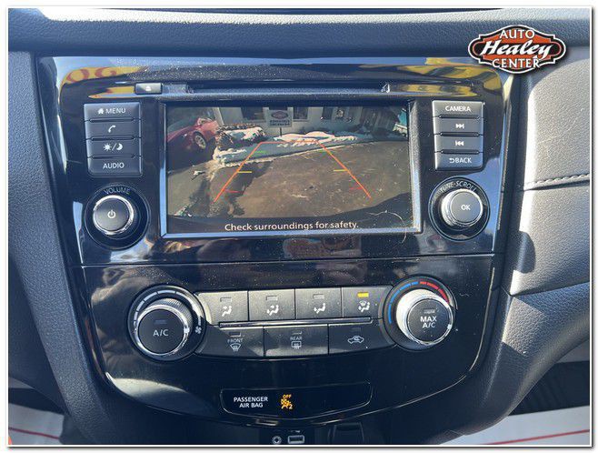 2019 Nissan Rogue Image 12