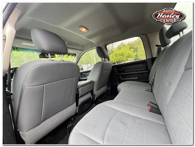 2016 RAM 1500 Image 16