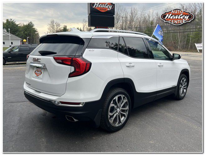 2019 GMC Terrain Image 3