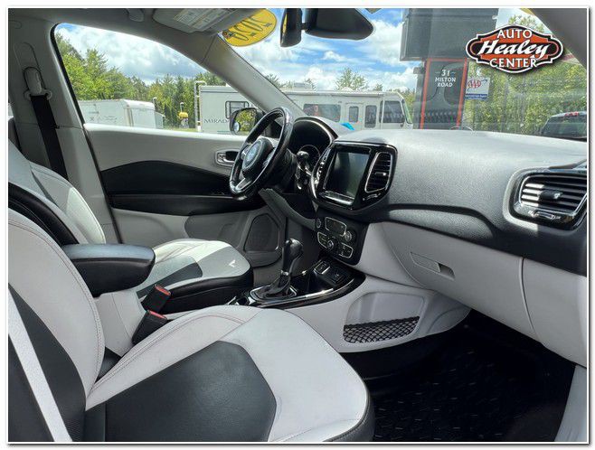 2020 Jeep Compass Image 16