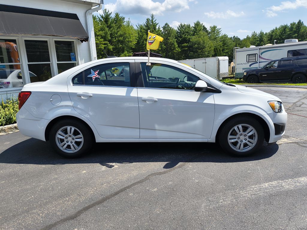 2015 Chevrolet Sonic Image 5