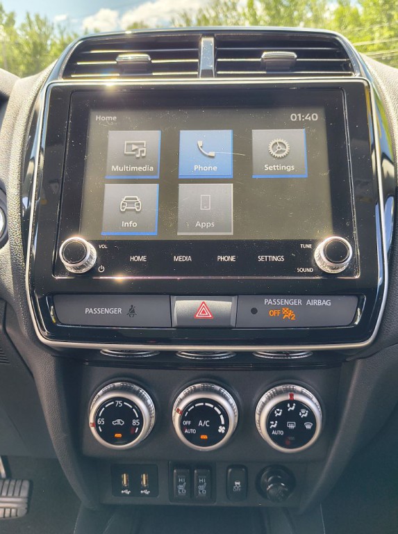 2021 Mitsubishi Outlander Image 8