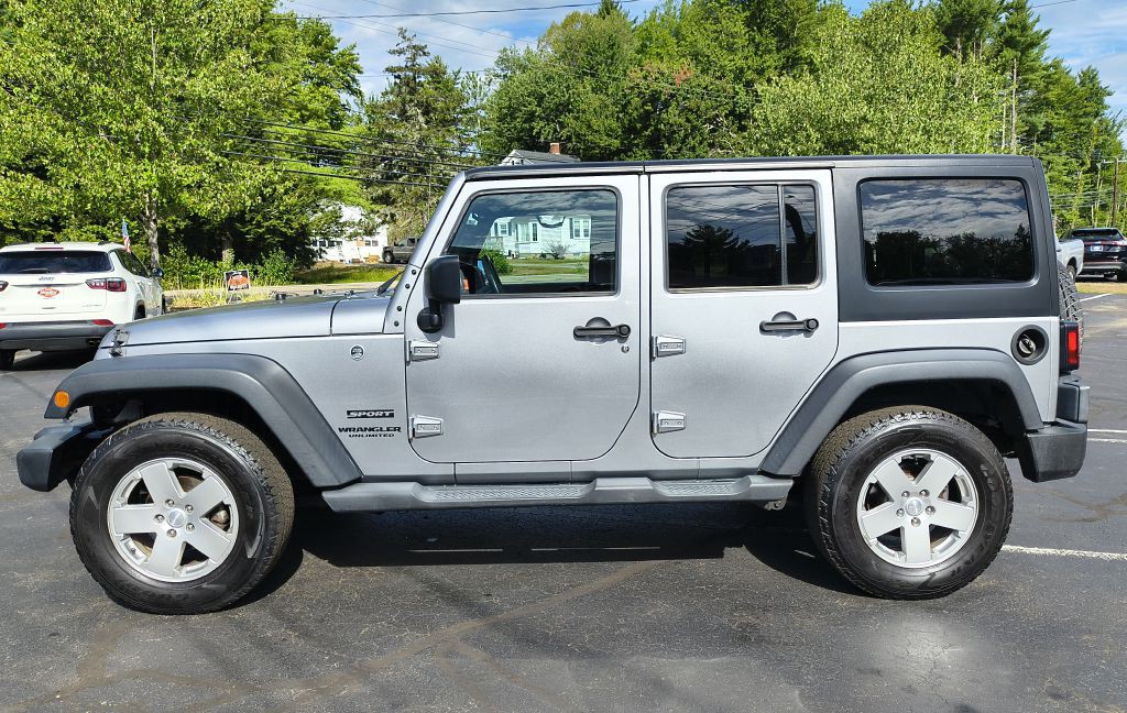 2017 Jeep Wrangler Unlimited Image 8