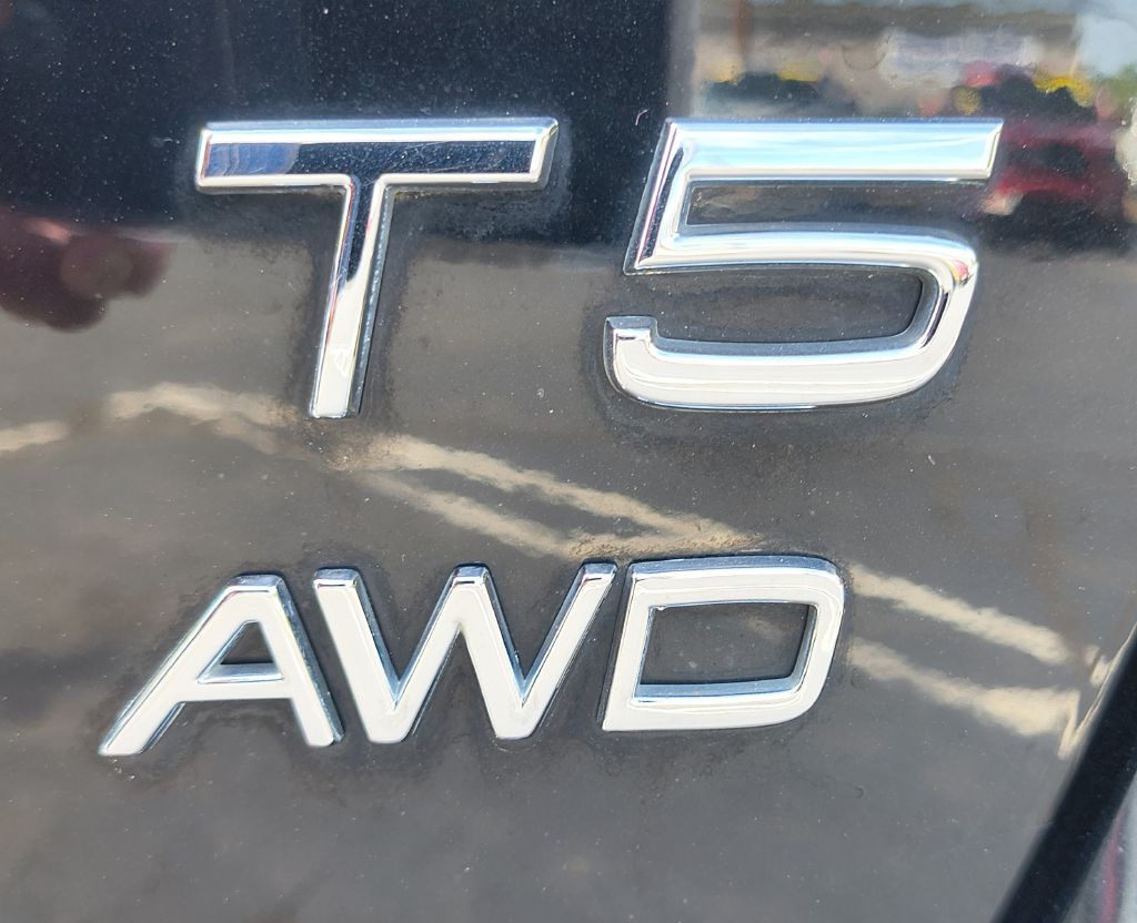 2016 Volvo V60 Image 8