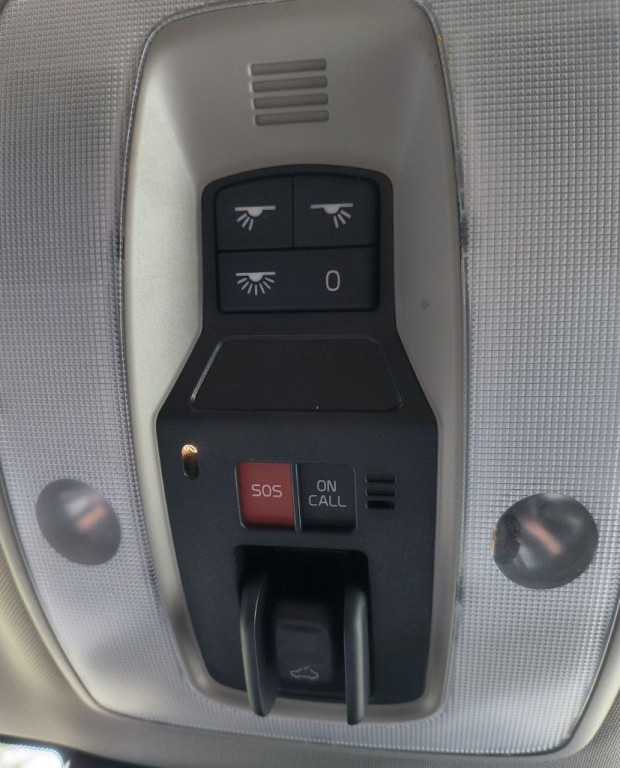 2016 Volvo V60 Image 20