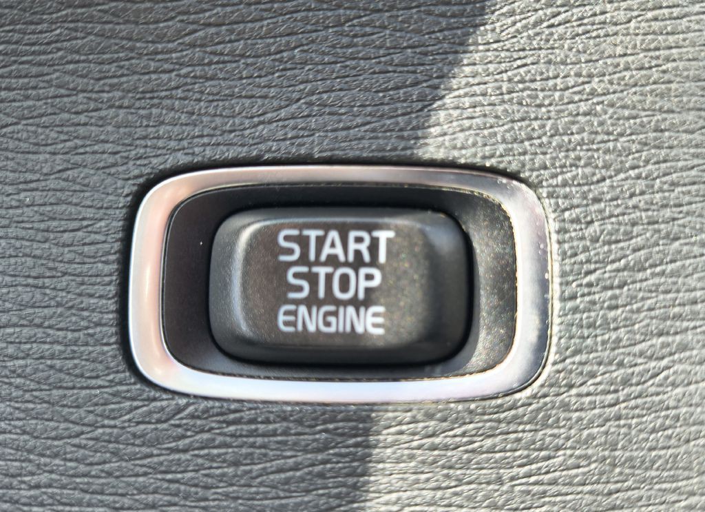 2016 Volvo V60 Image 21