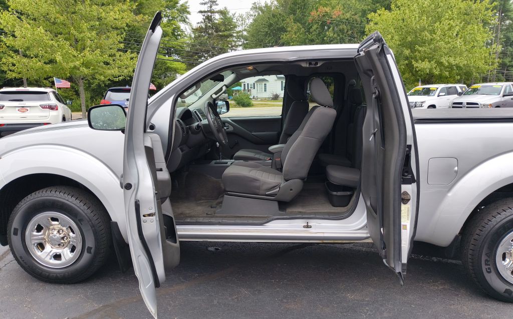 2014 Nissan Frontier Image 6
