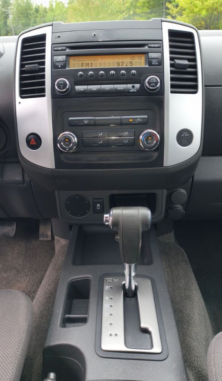 2014 Nissan Frontier Image 9