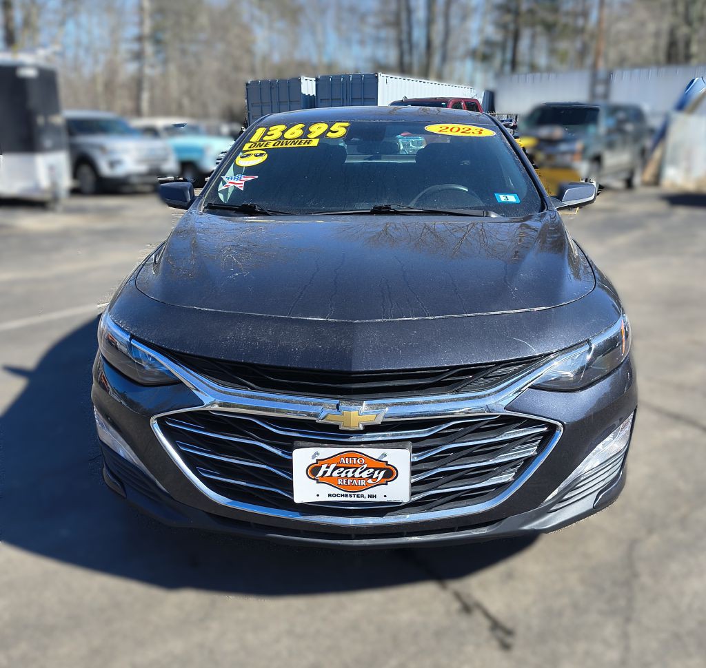 2023 Chevrolet Malibu Image 2
