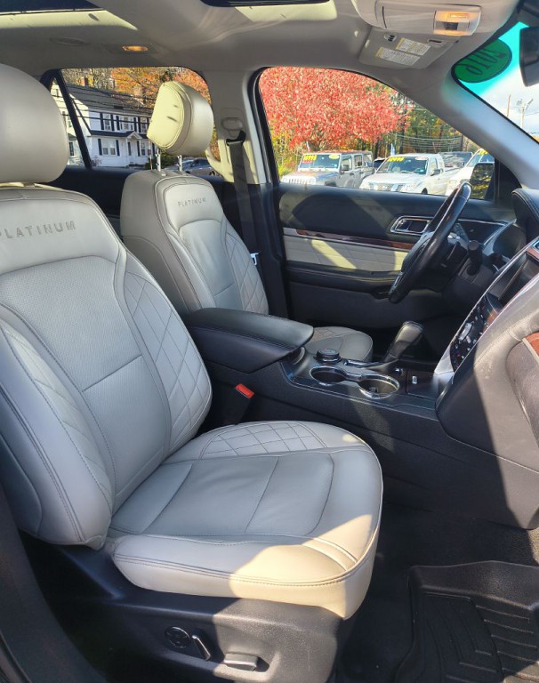 2016 Ford Explorer Image 6