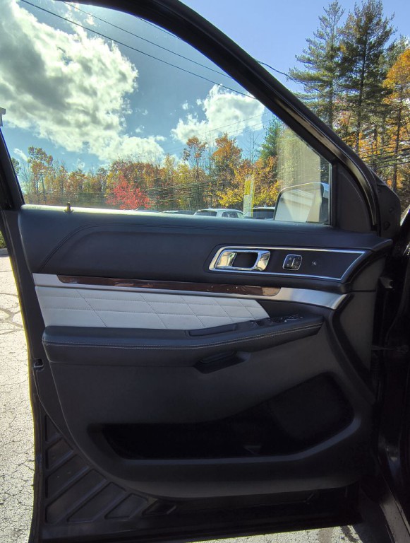 2016 Ford Explorer Image 14