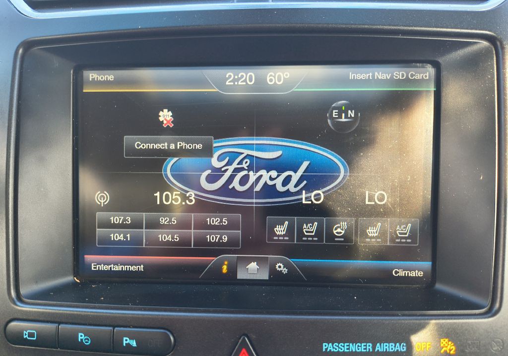 2016 Ford Explorer Image 19