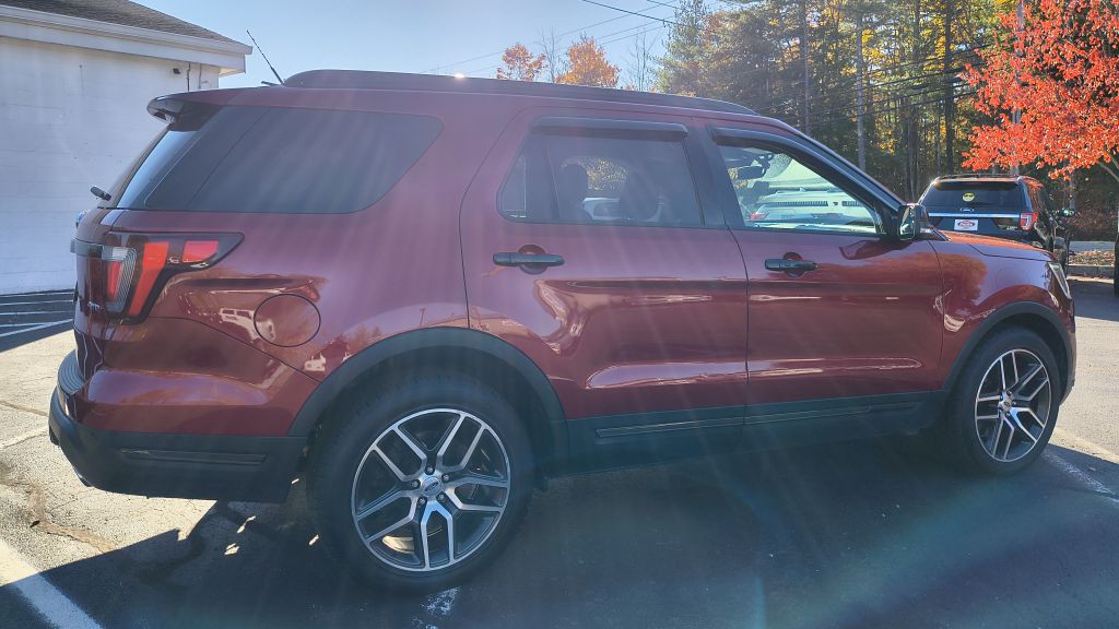 2018 Ford Explorer Image 4
