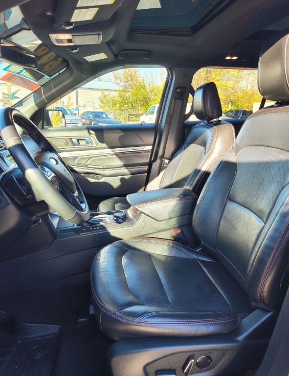 2018 Ford Explorer Image 9