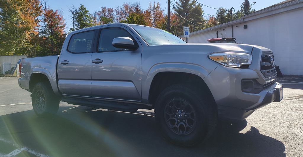 2016 Toyota Tacoma Image 3