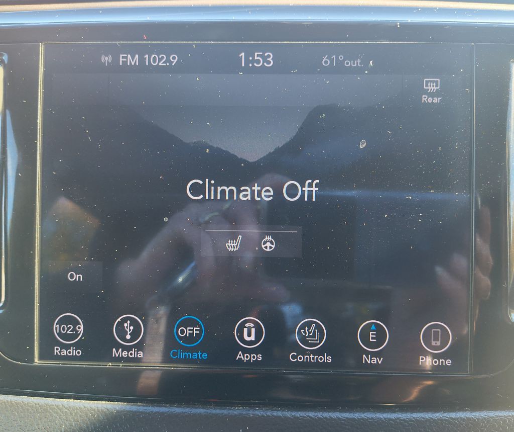 2018 Chrysler Pacifica Image 10