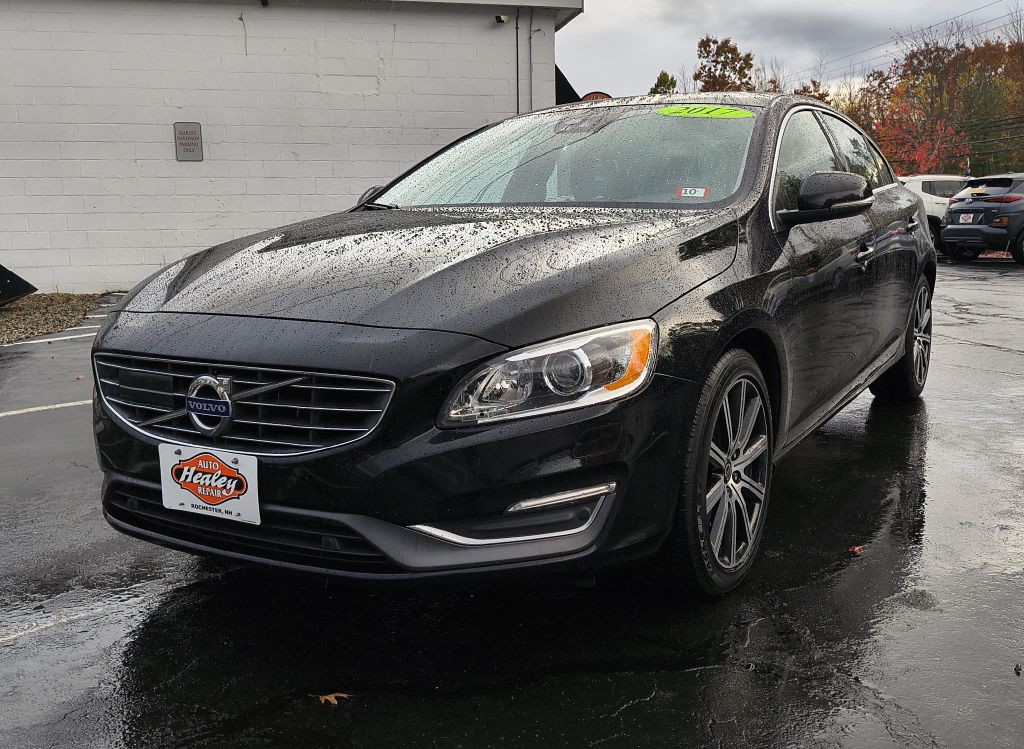 2017 Volvo S60 Image 1