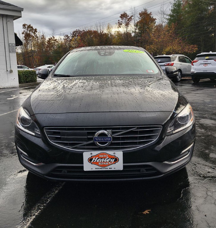 2017 Volvo S60 Image 2