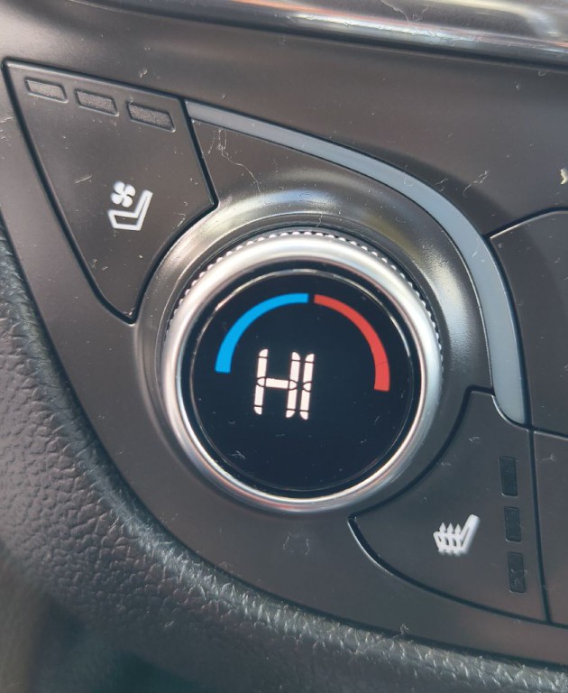 2019 Chevrolet Equinox Image 16