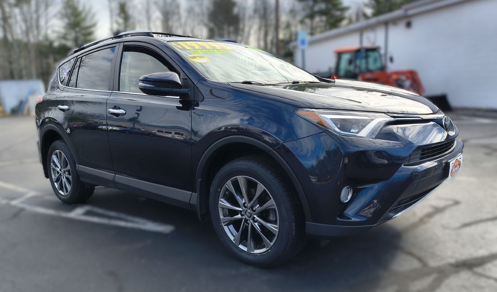 2017 Toyota Rav4 Image 3