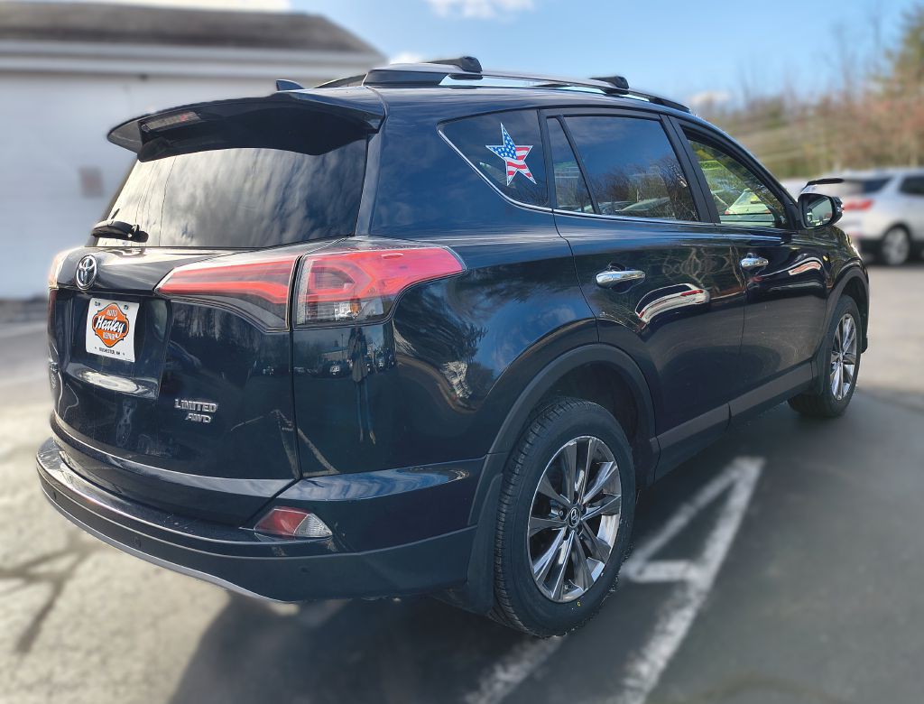 2017 Toyota Rav4 Image 4