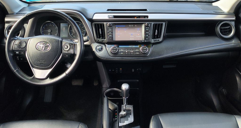 2017 Toyota Rav4 Image 10