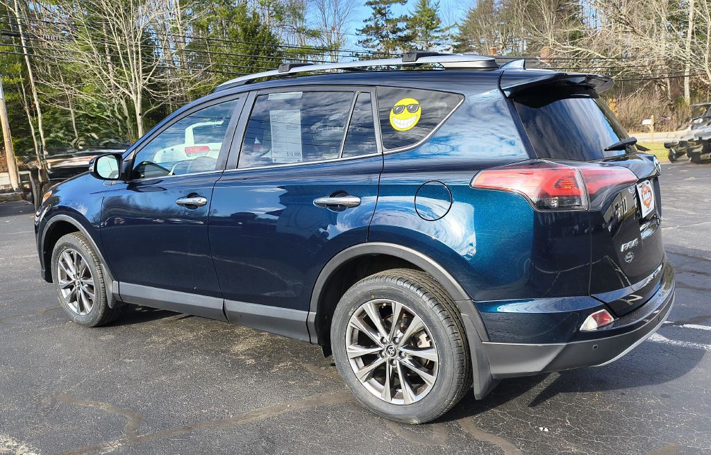 2017 Toyota Rav4 Image 6