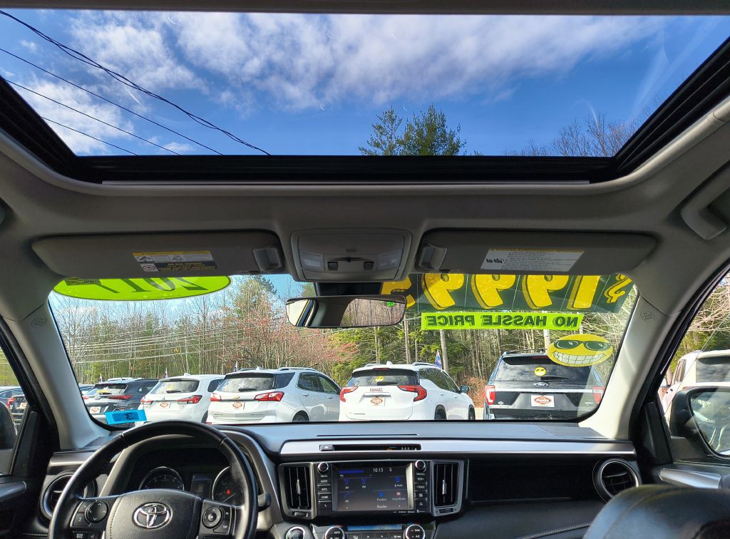 2017 Toyota Rav4 Image 13