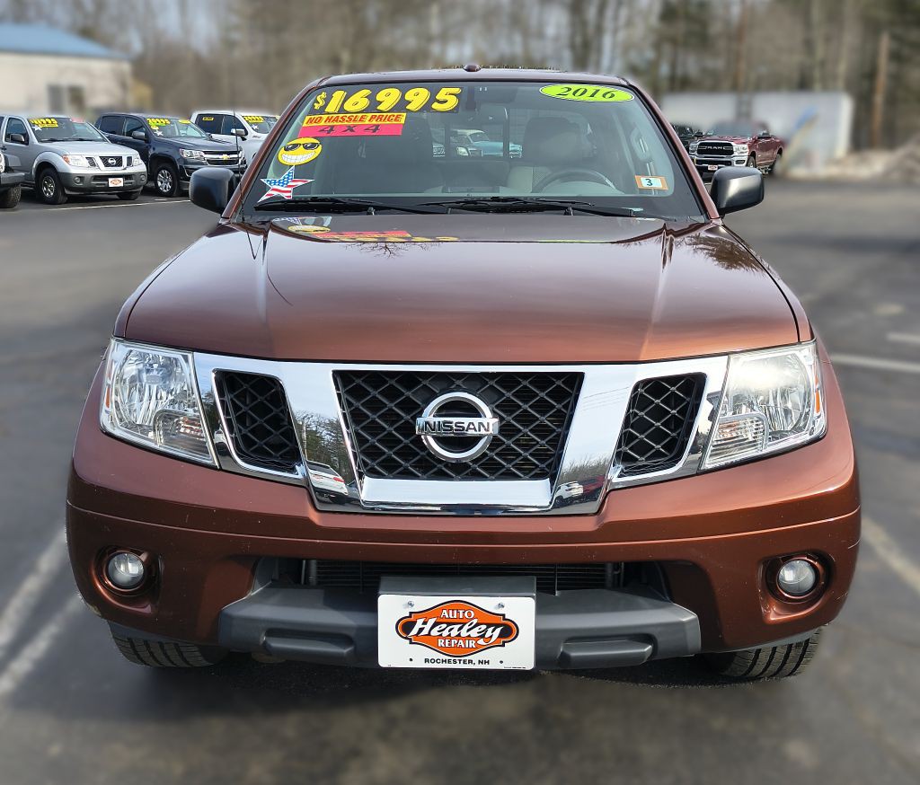 2016 Nissan Frontier Image 2